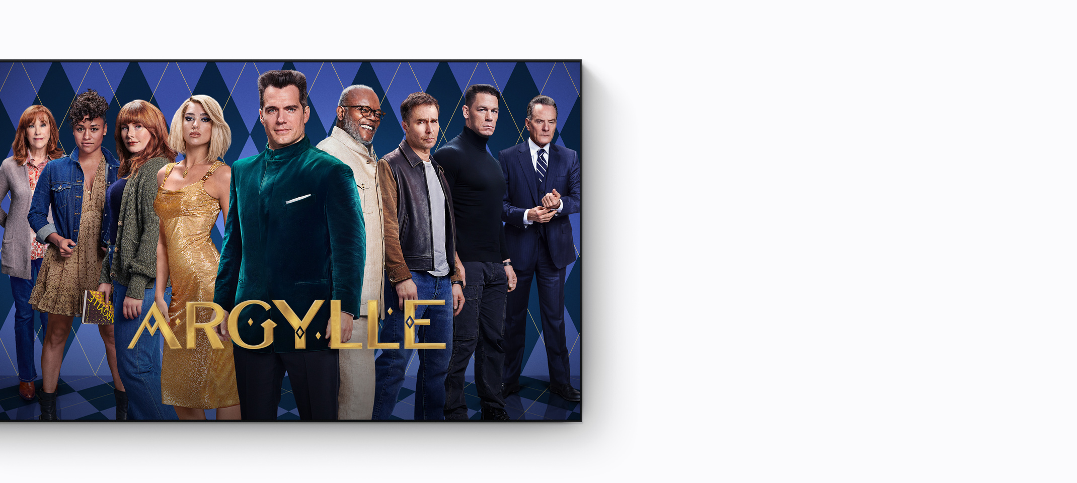 Argylle: Agente Secreto en Apple TV . Formados en V en un fondo con un patrón de diamantes se encuentran de adelante hacia atrás Henry Cavill, Dua Lipa, Samuel L. Jackson, Bryce Dallas Howard, Sam Rockwell, Ariana DeBose, John Cena, Catherine O'Hara y Bryan Cranston