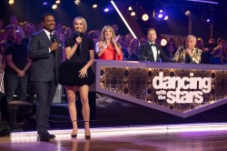 “Premiere - 3301” – “Dancing with the Stars” returns for an all-new star-studded season! Co-hosted by Alfonso Ribeiro and Julianne Hough, the series returns for season 33, featuring 13 new celebrities who are ready to hit the ballroom floor. TUESDAY, SEPT. 17 (8:00-10:00 p.m. EDT/PDT, 7:00-9:00 p.m. CDT), on ABC. (Disney/Eric McCandless)
ALFONSO RIBEIRO, JULIANNE HOUGH