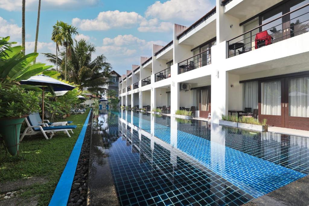 a view of the pool at the hotel at Tea Tree Boutique Resort in Rawai Beach