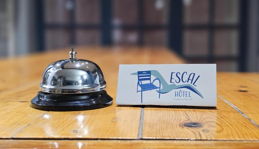 Majutusasutuses Escal Hôtel olev sertifikaat, autasu, silt või muu dokument