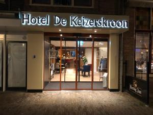 Sertifikat, penghargaan, tanda, atau dokumen yang dipajang di Hotel de Keizerskroon Hoorn