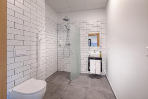 A bathroom at ABC Hotel by Reykjavik Keflavik Airport