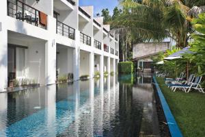 Der Swimmingpool an oder in der Nähe von Tea Tree Boutique Resort