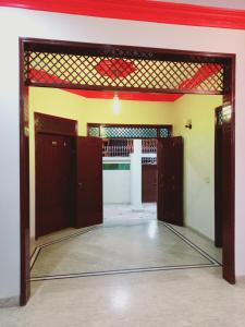 Planlösningen för Cosy Inn Guest House Karachi
