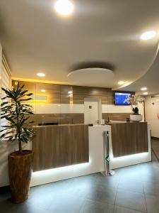 Vestíbul o recepció de Ibis Styles Charleroi Airport Aero 44