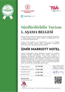 un permis pour un hôtel karma avec un document dans l'établissement Izmir Marriott Hotel, à Izmir