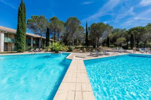 Басейн в или близо до Garrigae Domaine de l'Esterel - Hotel, piscine & spa