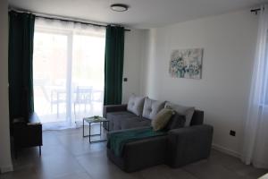 Istumisnurk majutusasutuses Apartments Rismondi 37E