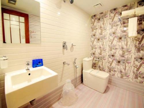 Un baño de Hotel A J Park