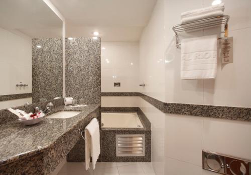 Bagno di Scorial Rio Hotel