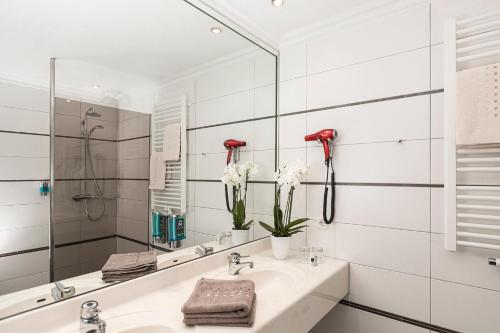 Hotel Grossfeld tesisinde bir banyo