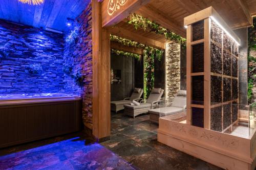 ห้องน้ำของ Hotel Zakopane Wellness & SPA ex Korona Tatr