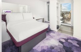 YOTEL Glasgow - Premium Plus room