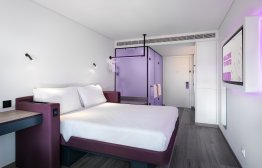 YOTEL Porto - Premium Queen 