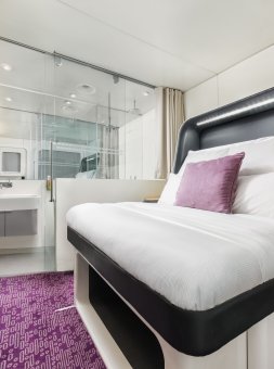 YOTELAIR London Gatwick - Premium Queen cabin