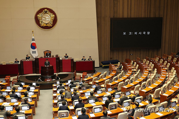 국회, ‘사상 초유’ 대통령 권한대행 탄핵안 본회의 표결