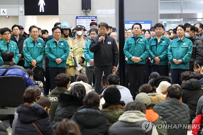 제주항공 여객기 무안공항서 충돌·화재…179명 사망·2명 구조