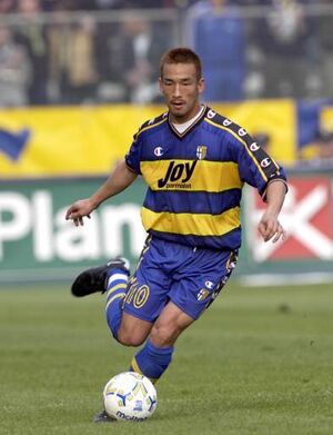 Hidetoshi Nakata.jpg