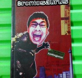 Raditya Dika Cinta Brontosaurus.jpg