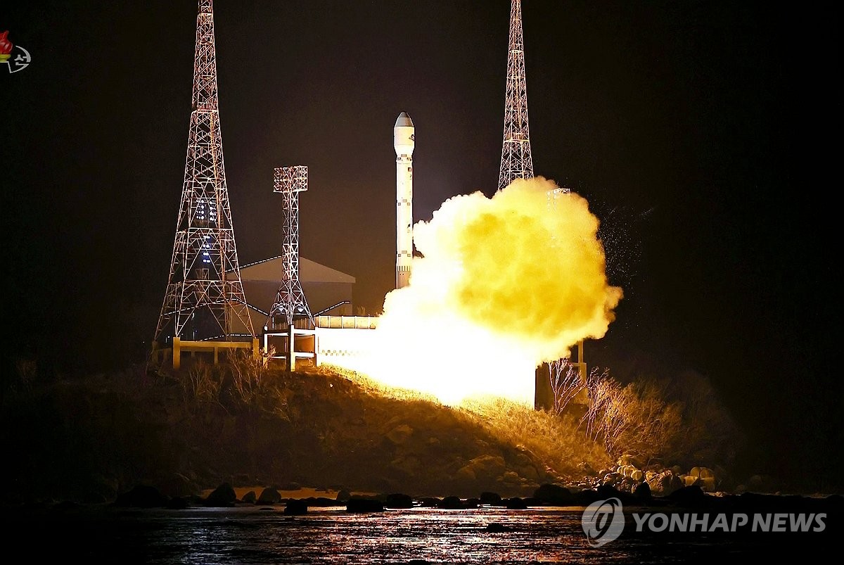 지난해 11월 북한이 발사에 성공한 정찰위성 '만리경-1호' 