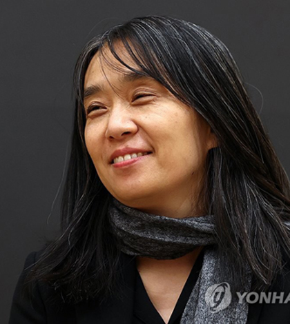 Han Kang, this year's laureate of the Nobel Prize in literature, attends a meeting with Korean reporters at a publishing house in Stockholm on Dec. 11, 2024. (Yonhap)