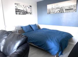 Studio cosy indépendant avec Jardin à Osny proche Cergy pontoise，位于Osny的酒店