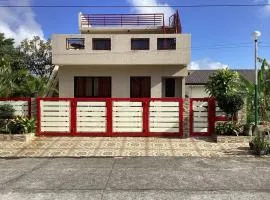 Four Bedroom Staycation House in Tagaytay