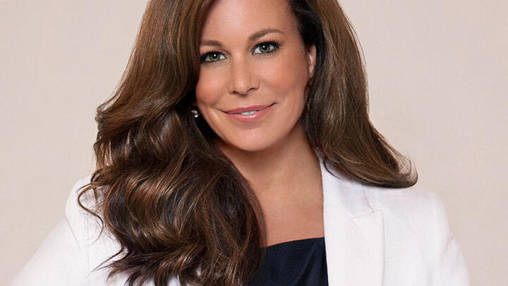 celebrity esthetician kate somerville headshot