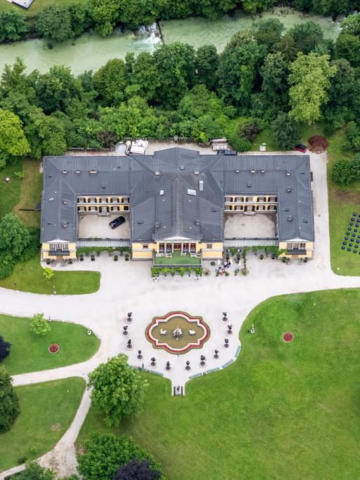 Eine Luftaufnahme der Kaiservilla in Bad Ischl.