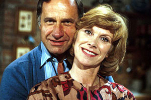 Butterflies. Image shows from L to R: Ben Parkinson (Geoffrey Palmer), Ria Parkinson (Wendy Craig)