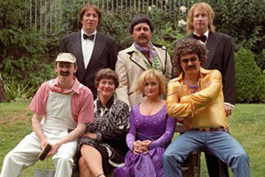 The Fast Show. Image shows from L to R: Paul Whitehouse, Simon Day, Arabella Weir, John Thomson, Caroline Aherne, Charlie Higson, Mark Williams. Copyright: BBC