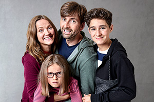 There She Goes. Image shows from L to R: Emily (Jessica Hynes), Rosie (Miley Locke), Simon (David Tennant), Ben (Edan Hayhurst). Copyright: Merman