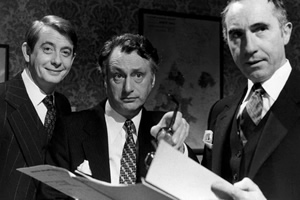 Yes Minister. Image shows from L to R: Bernard Woolley (Derek Fowlds), James Hacker (Paul Eddington), Sir Humphrey Appleby (Nigel Hawthorne). Copyright: BBC