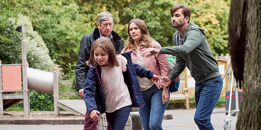 There She Goes. Image shows from L to R: Grandad John (Philip Jackson), Rosie (Miley Locke), Emily (Jessica Hynes), Simon (David Tennant). Copyright: Merman