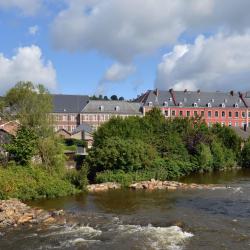 Stavelot 99 hoteluri