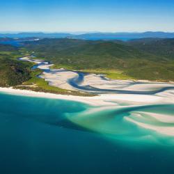 Airlie Beach 3 cabins