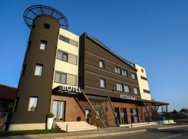 Hotel Ideo Lux, hôtel à Niš