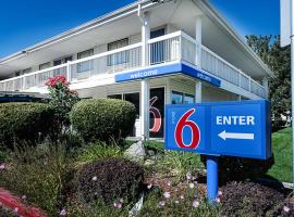 Motel 6-Sparks, NV - Airport - Sparks, hotel di Reno