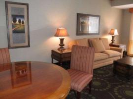 Quality Inn Florissant-St Louis, hotel near Lambert - St. Louis International Airport - STL, Florissant