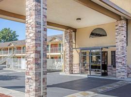 Quality Inn & Suites Woodland - Sacramento Airport, hotel in Woodland