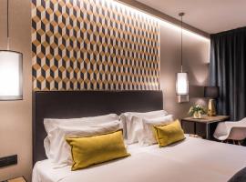 Up Rooms Vic Hotel, хотел в Вик