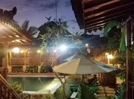 Green Paddy Hostel & Villa