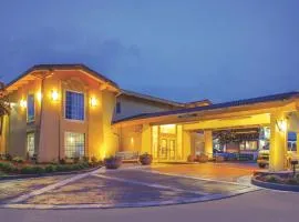 La Quinta Inn by Wyndham Moline Airport