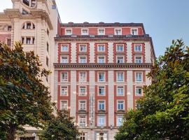 Hotel Hernán Cortés, hotel i Gijón