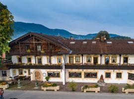 Erlebnislandgasthof Hotel Neiderhell, khách sạn ở Kleinholzhausen