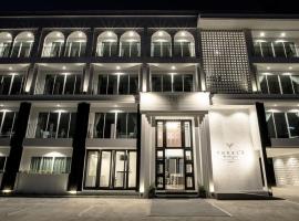 Tonkla Boutique Hotel, hotel di Lamphun