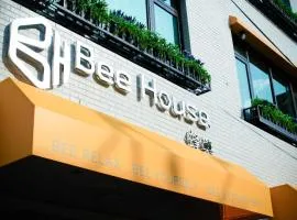 Bee House by Cosmos Creation - Taipei Main Station