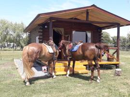 Cabaña Rural El Encuentro, nhà nghỉ trang trại ở San Antonio de Areco