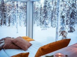 Arctic Skylight Lodge, hotel i Äkäslompolo