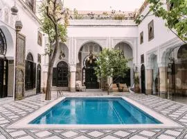 Riad Maison Bleue and Spa